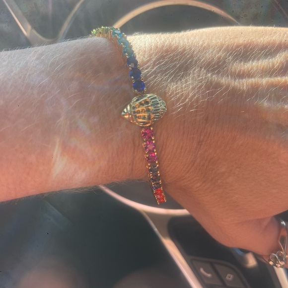 Kurt Geiger London Rainbow Crystal Eagle Tennis Bracelet Gold Tone NWT - Picture 7 of 11